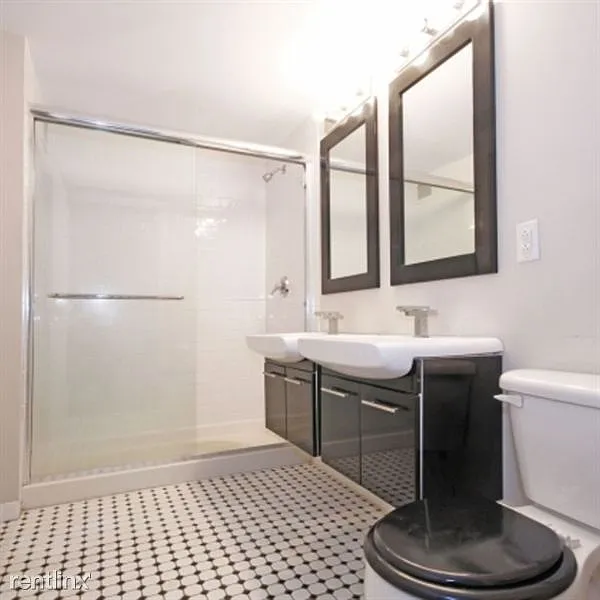 44berry_double_sink_bath_2