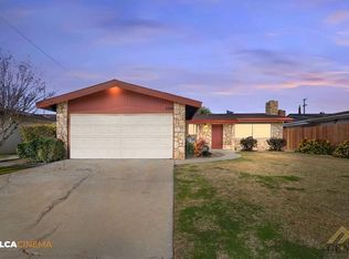 2206 9th Pl, Wasco, CA 93280