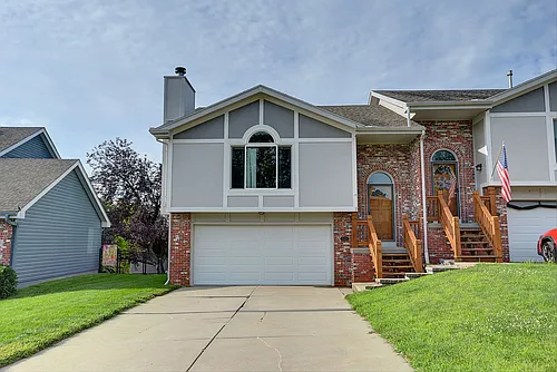 20213 Hopper St Photo 1