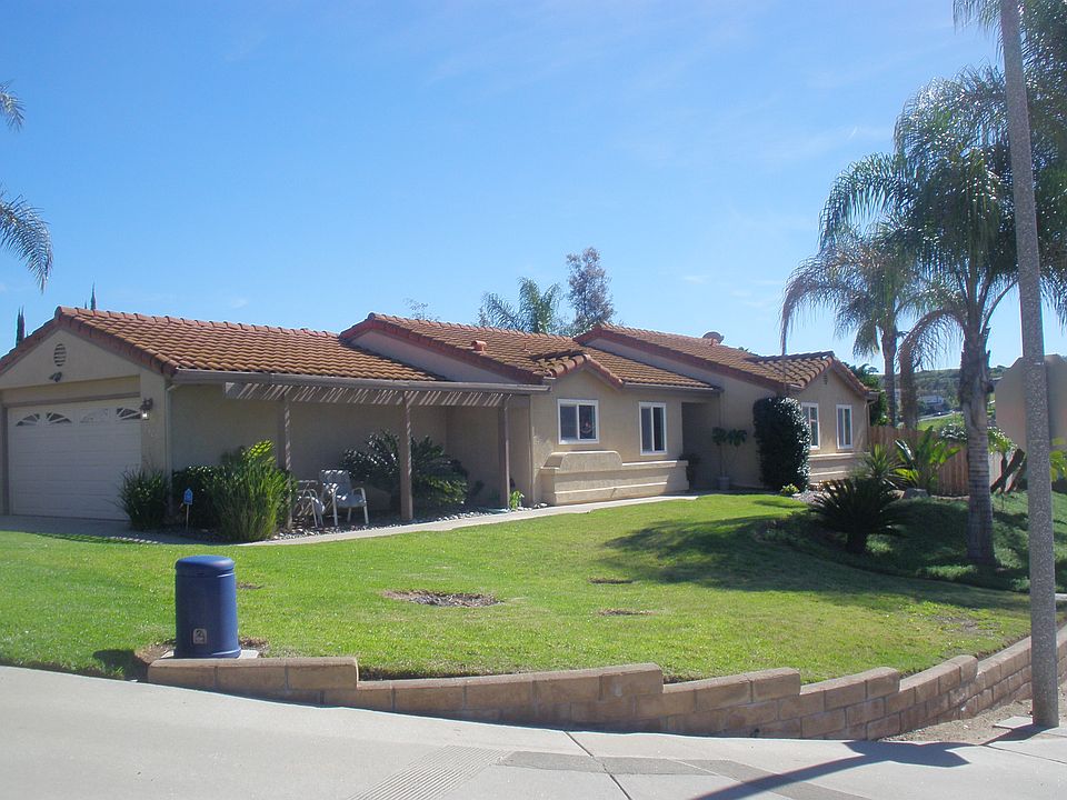 1st image of 2903 Oak Hill Dr