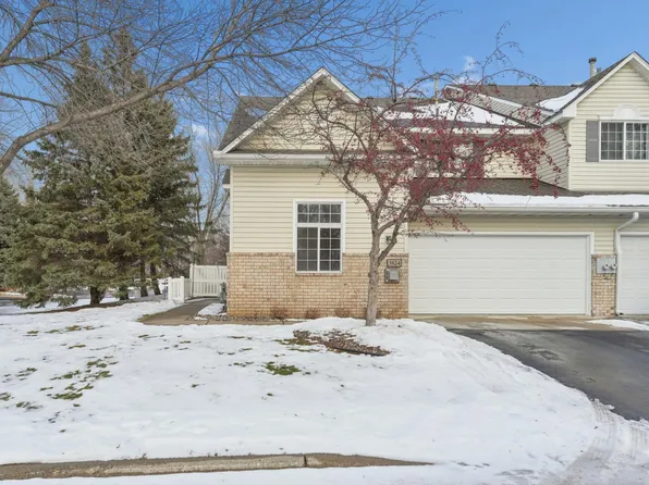 3824 Vermilion Ct S #101, Eagan, MN 55122