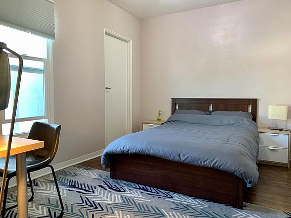 4th image of 3111 Silver Lake Blvd