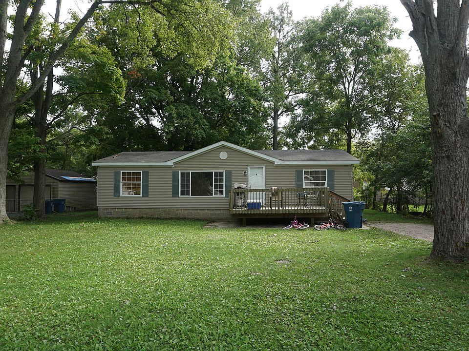 1st image of 3420 Stewart Dr