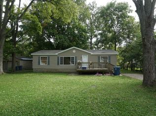 3420 Stewart Dr, Kalamazoo, MI 49048
