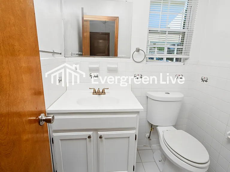 1417 Martin Ave — Photo 12
