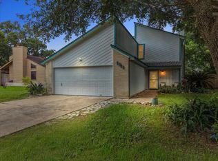 4514 Albatross Dr, Seabrook, TX 77586