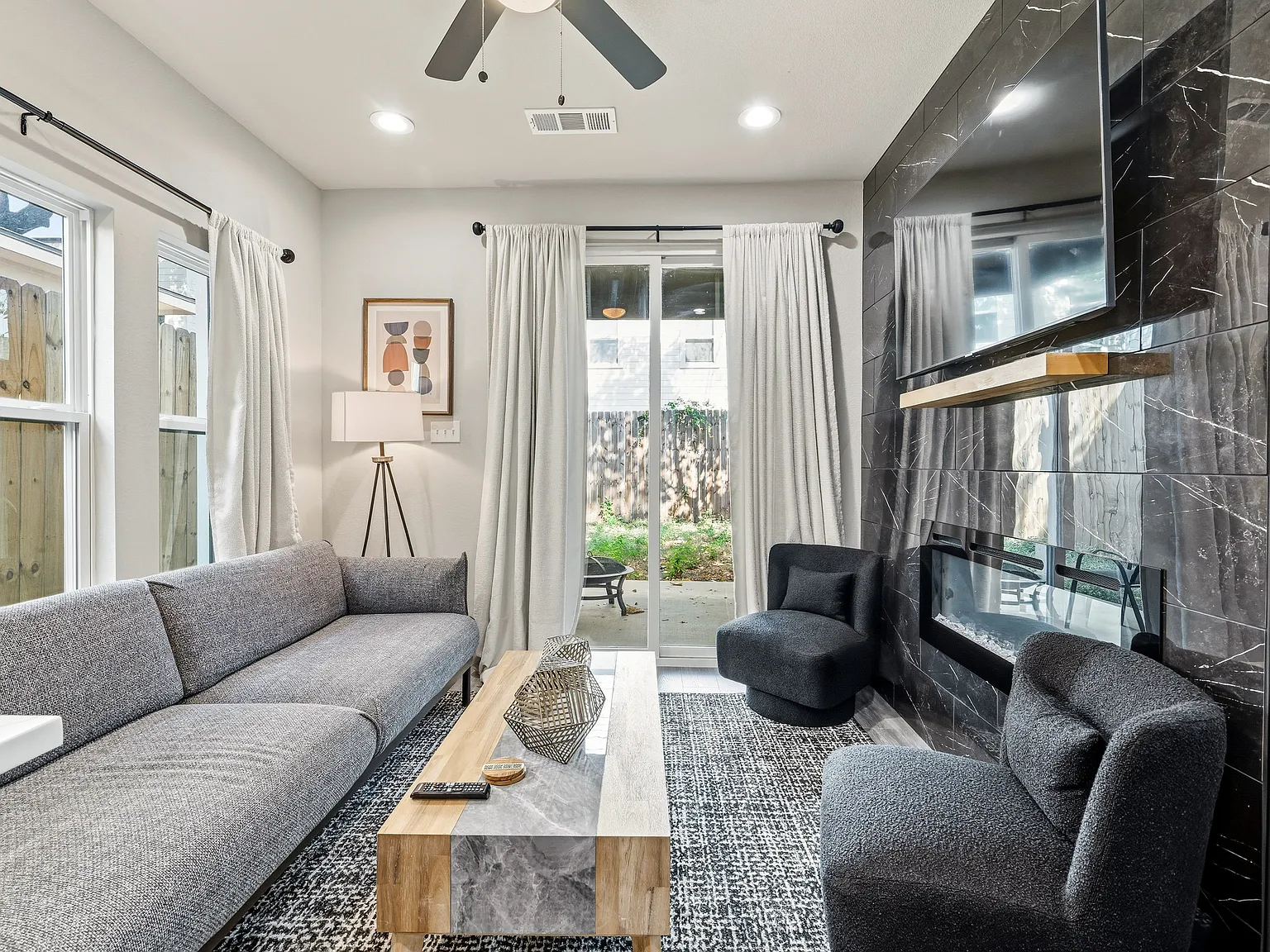 2 bed, 1620 sqft, $4,000 — Photo 1