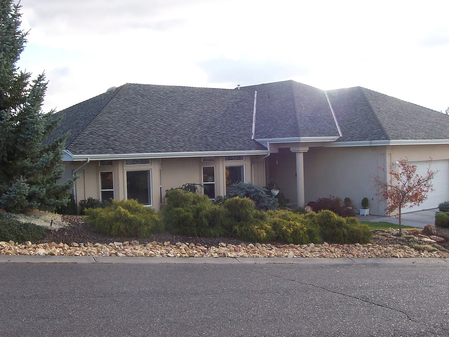 1710 Quail Ridge Dr photo 1