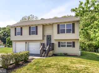 9585 Olde Scotland Rd, Shippensburg, PA 17257