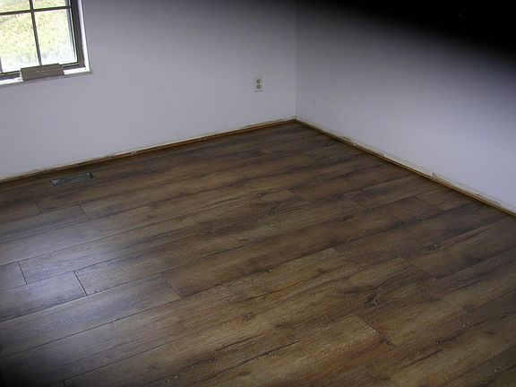 4th image of 11354 Red River Dr