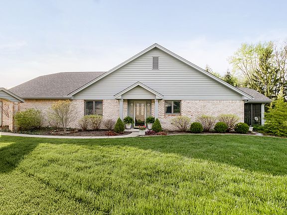5th image of 2423 Caramore Cir