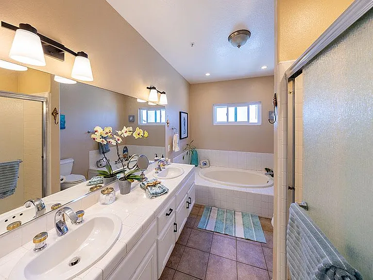 1516 Pacific Coast Hwy #202 — Photo 8