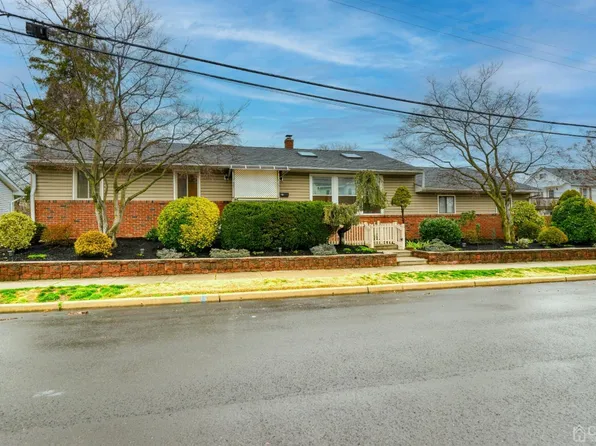 13 South St, Milltown, NJ 08850
