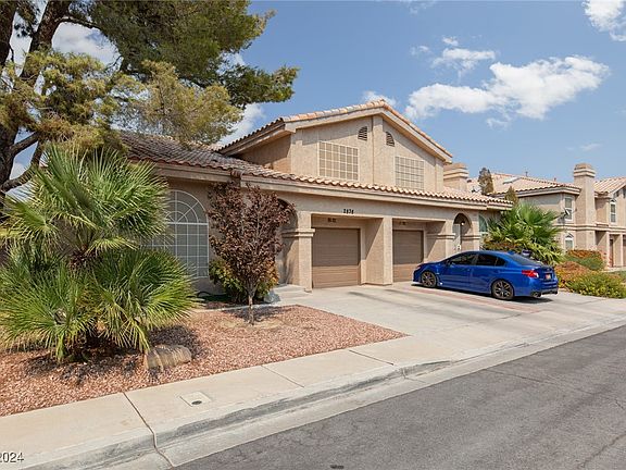 2nd image of 2838 Lone Cliff Dr