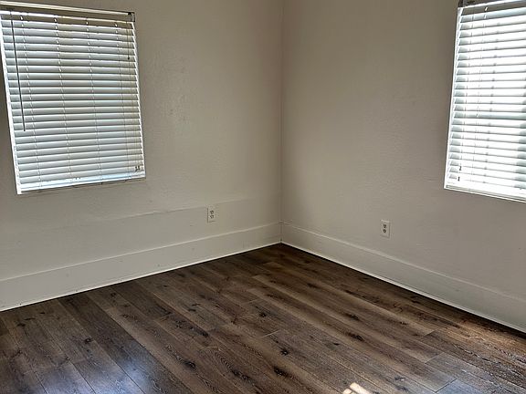 5th image of 616 N College Ave #616
