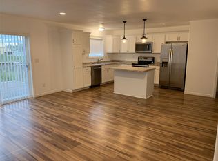 1625 10th Ave E UNIT 215, West Fargo, ND 58078