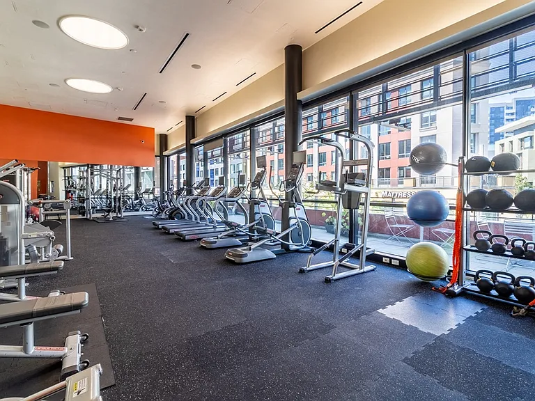 Venue Apartments — Photo 43
