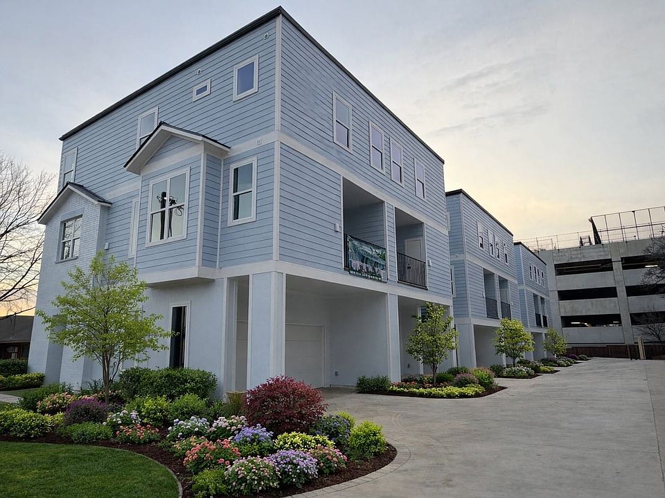 1st image of 401 Bryan St #2101