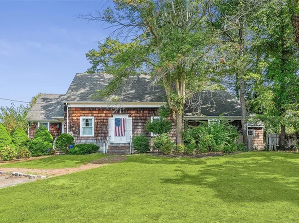 892 Pondview Road, Riverhead, NY 11901