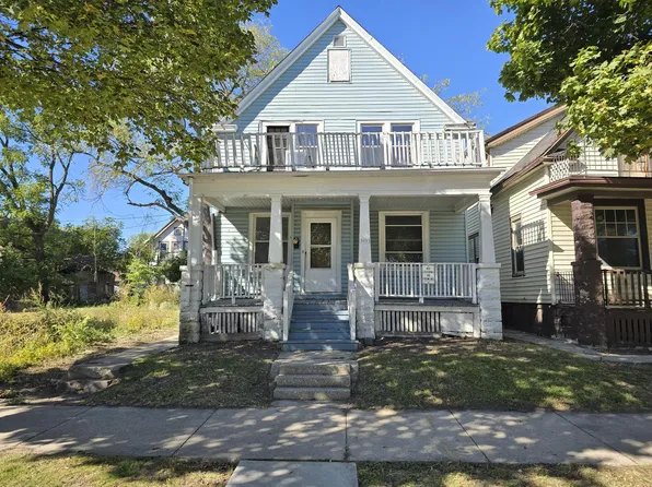 3053 North 10th STREET, Milwaukee, WI 53206