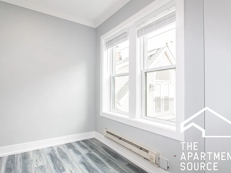 3824 N Greenview Ave #2W — Photo 13