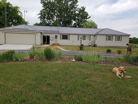 Front of home Mid-yard 