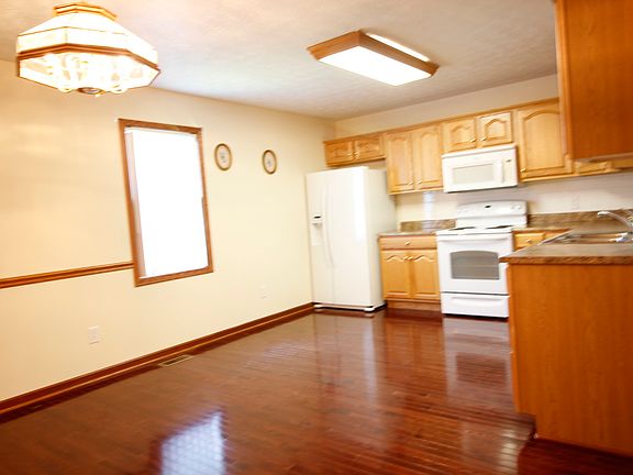 5th image of 2509 10th Ave