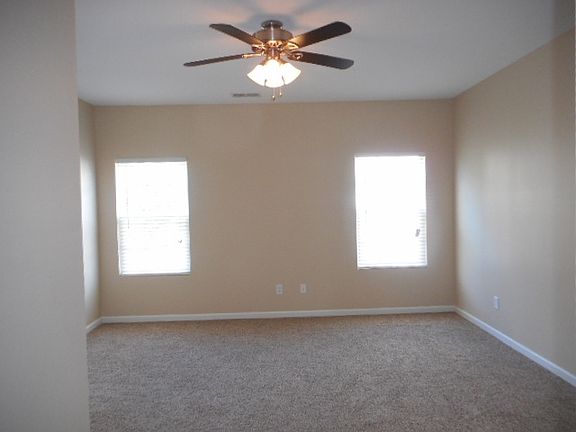 5th image of 9 Silverbrook Ct