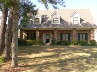 124 Citrus Rd, River Ridge, LA 70123