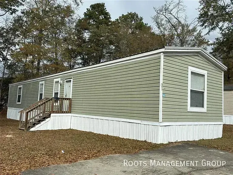 2621 Jeffersonville Rd #23 — Photo 2
