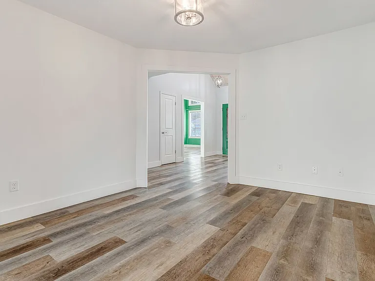 10008 Calle De Palencia — Photo 24