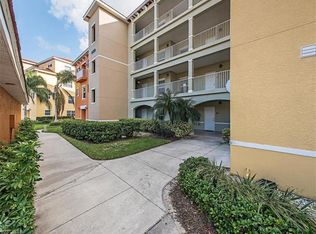 4430 Botanical Place Cir APT 102, Naples, FL 34112