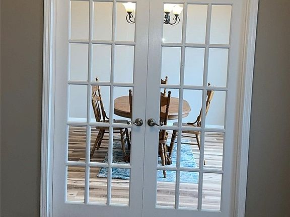 5th image of 2040 Harrison Dr