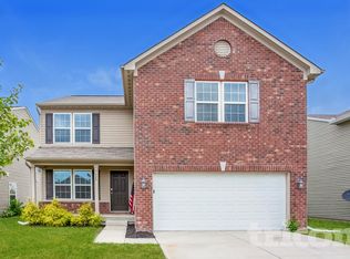 9622 W Quarter Moon Dr, Pendleton, IN 46064