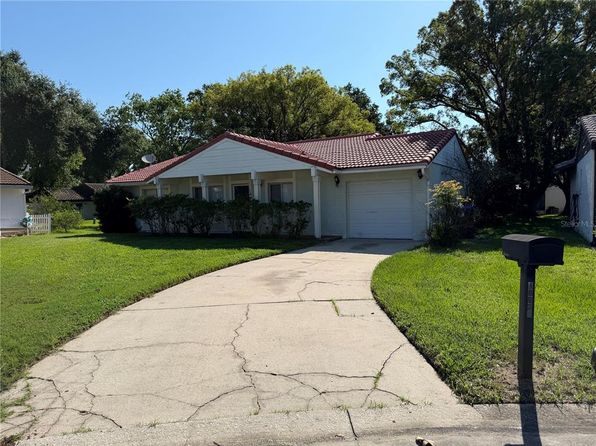 10626 Watertown Ct