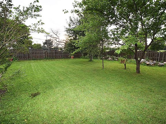 4th image of 4439 Burssens Dr