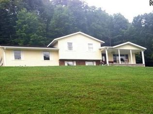 4100 Oak Ridge Ln, Cambridge, OH 43725