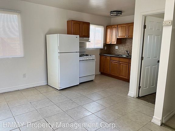 4th image of 1631 1/2 W 81st St #10445580