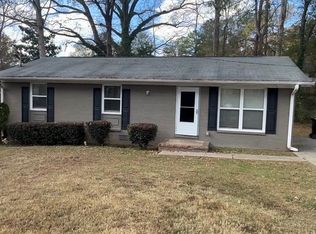 17 Westgate Park Dr, Newnan, GA 30263