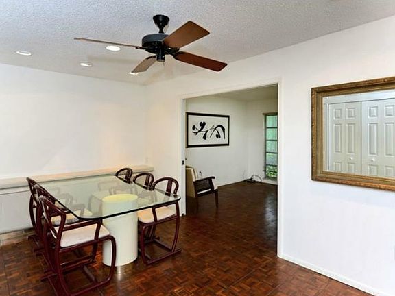 4th image of 7210 W Country Club Dr N