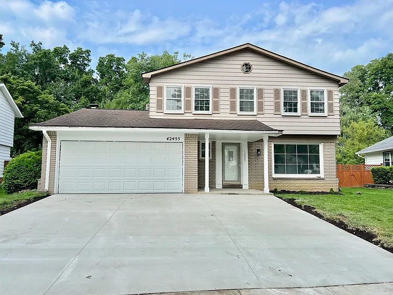 42455 Park Ridge Rd — Photo 1