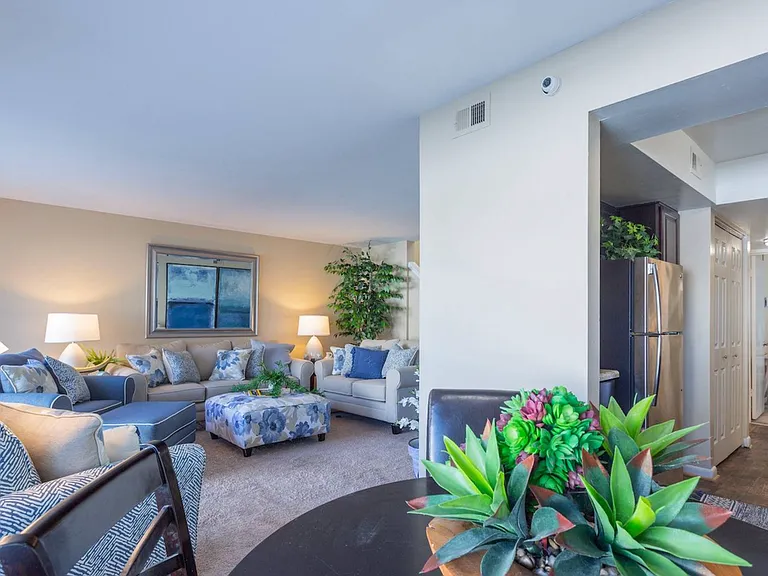 Grand Lake Townhomes