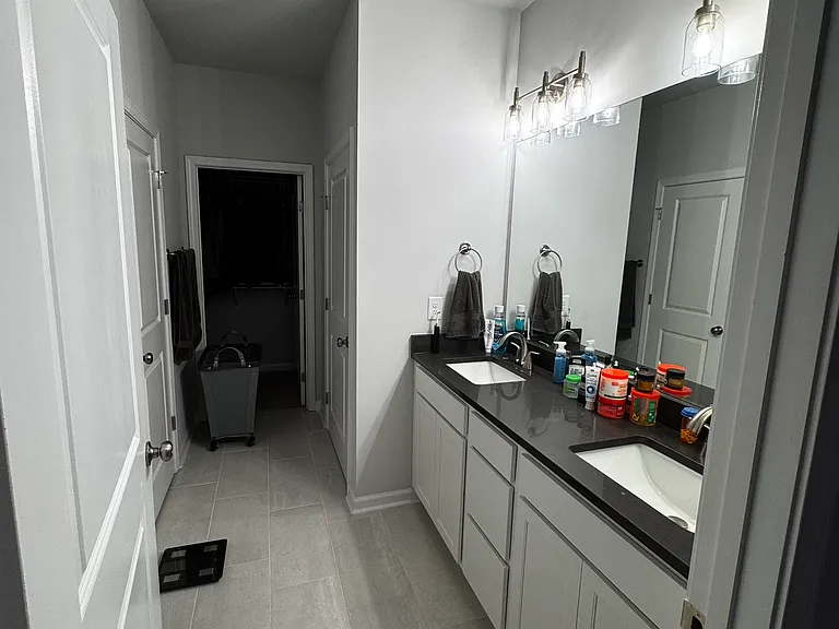 148 Gervais Cir — Photo 17
