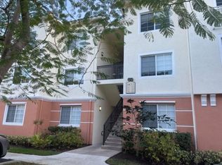 9833 Baywinds Dr APT 7104, Royal Palm Beach, FL 33411