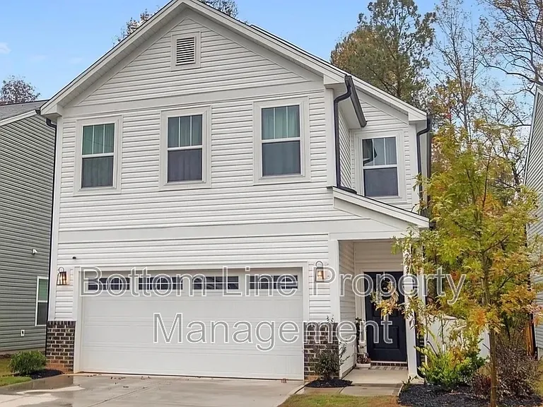 242 Lacewing Dr — Photo 1
