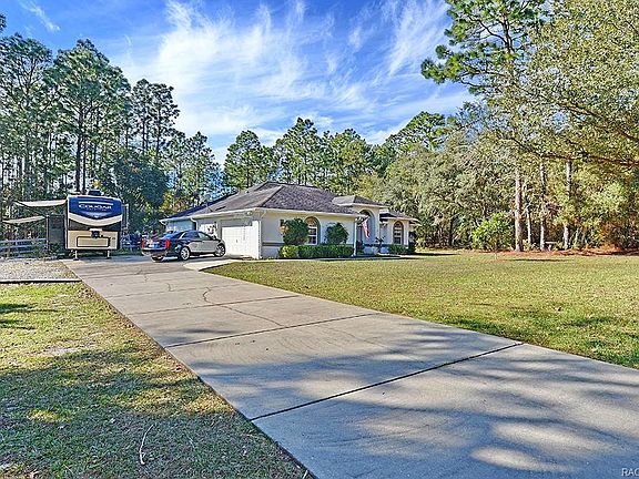 2nd image of 5624 N Carnation Dr