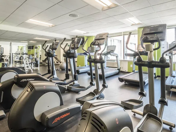 77 Park Avenue image 44 of 55