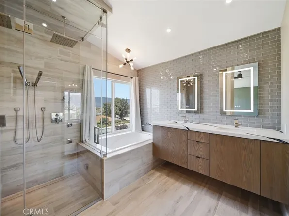 31509 Stoney Creek Dr, Lake Elsinore, CA 92532