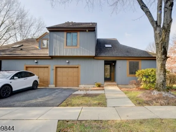 4 Hawthorne Pl #4, Basking Ridge, NJ 07920