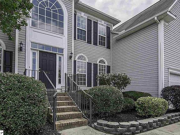 2nd image of 105 Wynterhall Dr